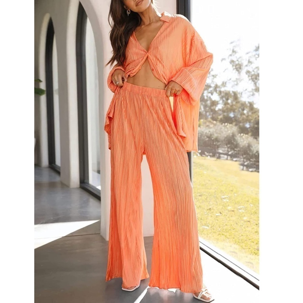2 Piece Orange Pleated Loungewear Set Collared Shirt Wide Leg Pants NEW Large